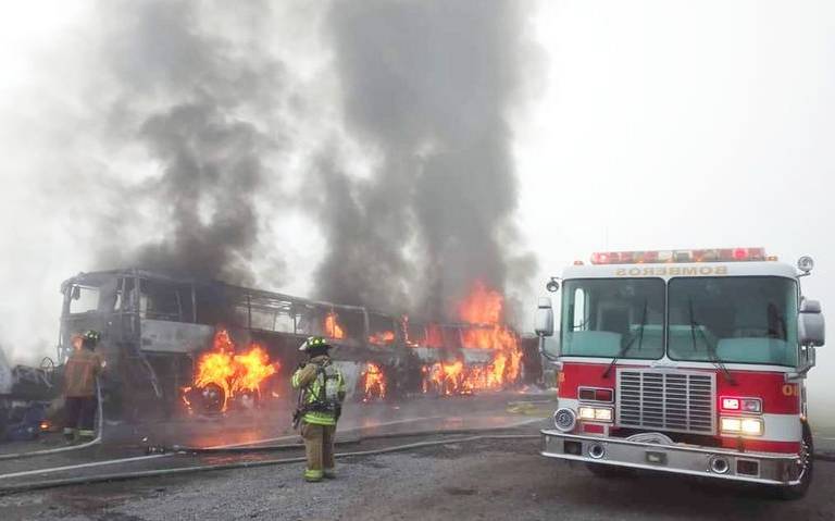 Se incendian dos autobuses, un camión cargado con azufre y una pipa en San  Luis de la Paz - Noticias Vespertinas | Noticias Locales, Policiacas, sobre  México, Guanajuato y el Mundo